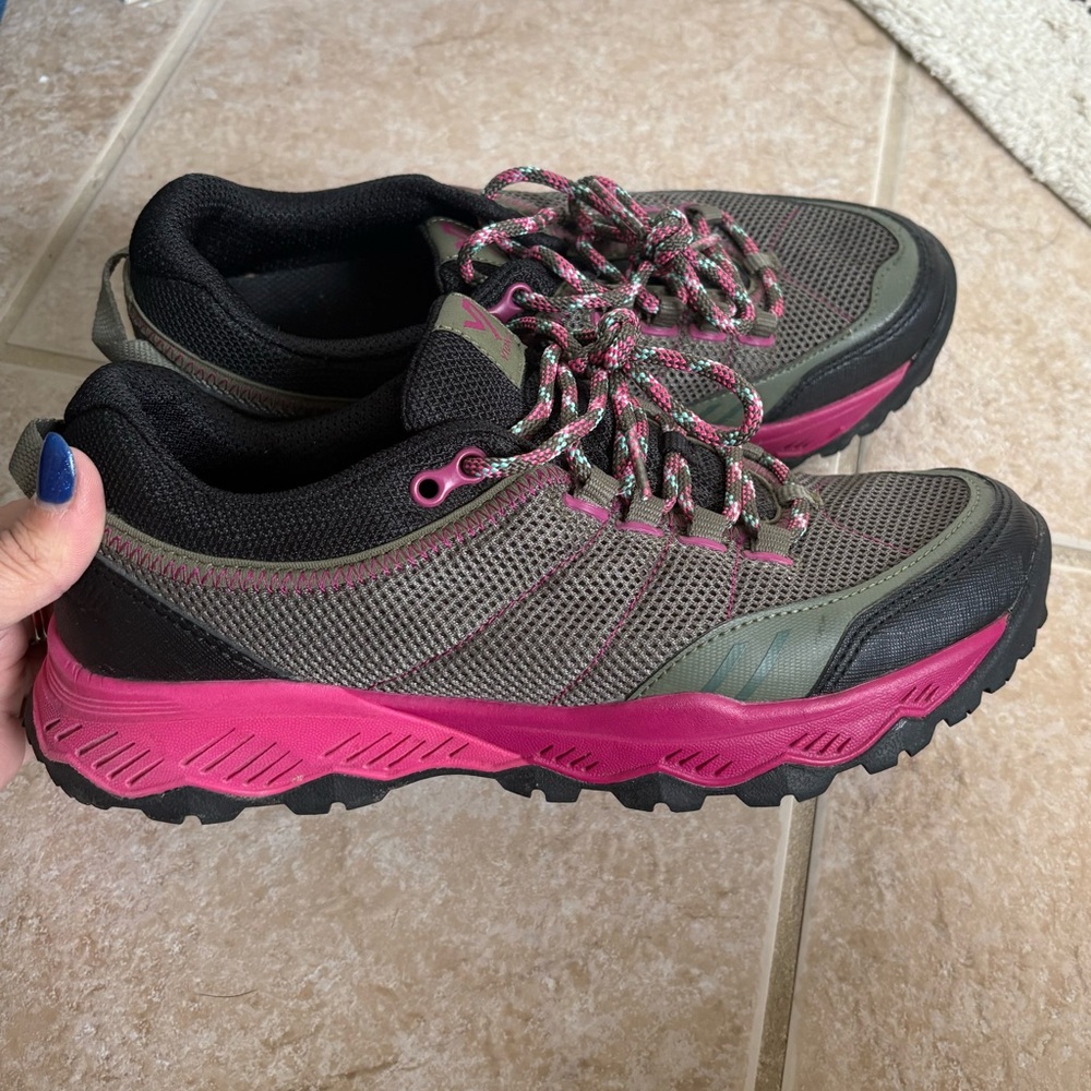 Vionic Women's McKinley Low Top Hiking Shoes size 7 - Picture 2 of 11